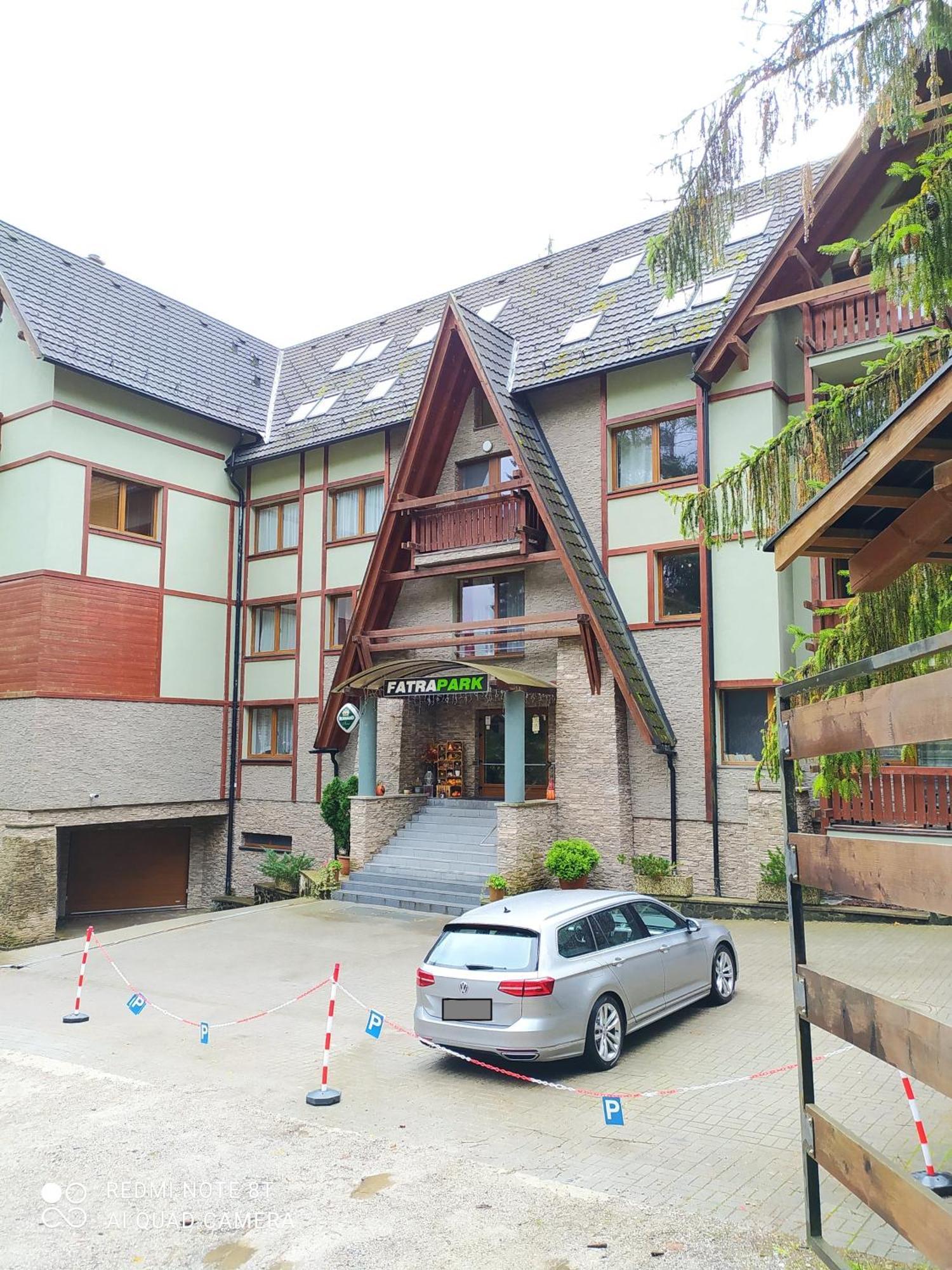 Apartmanovy Dom Fatrapark 1- Ap 318, Ap 306 Mezonet รูชอมแบรอค ภายนอก รูปภาพ