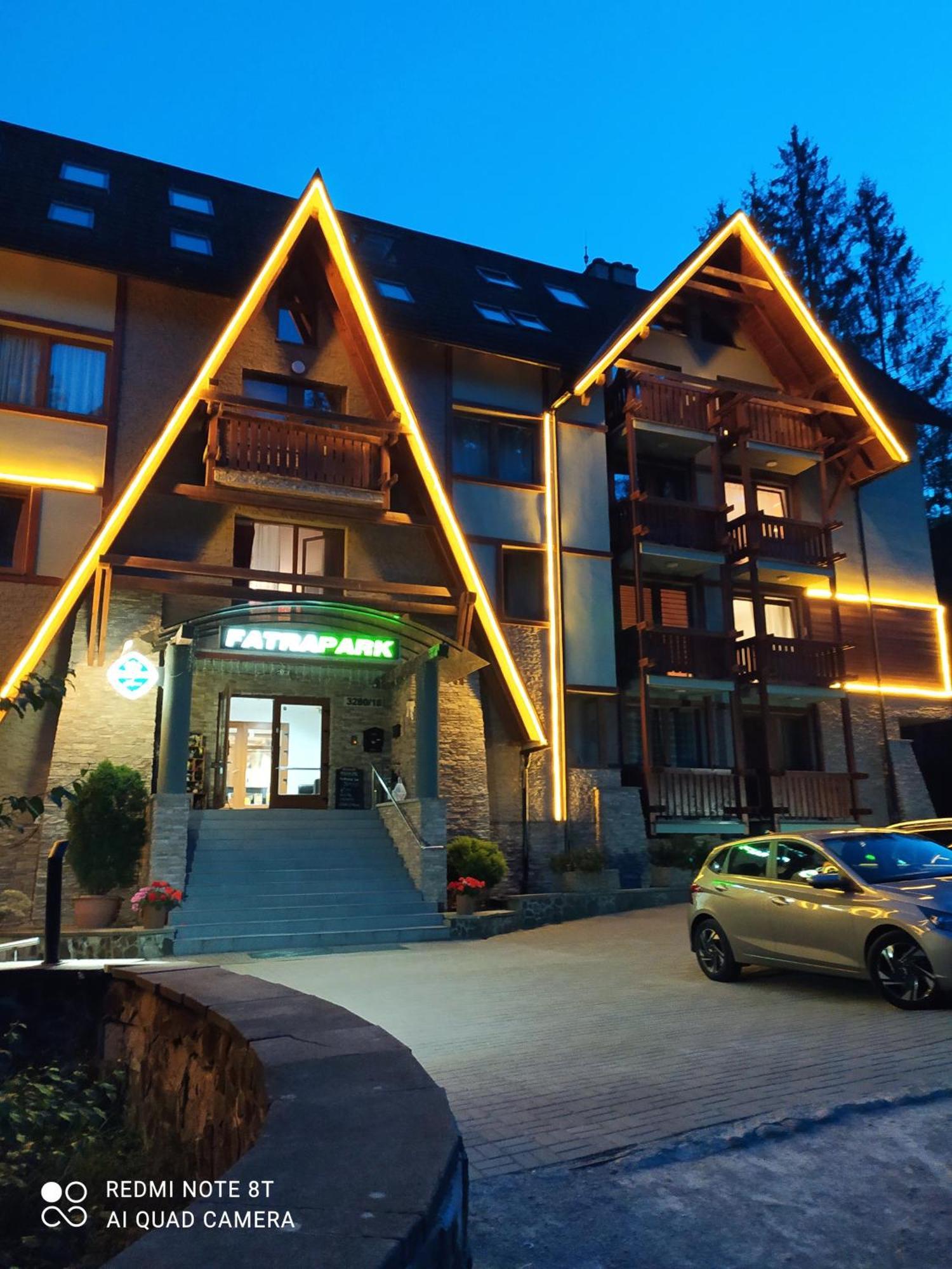 Apartmanovy Dom Fatrapark 1- Ap 318, Ap 306 Mezonet รูชอมแบรอค ภายนอก รูปภาพ