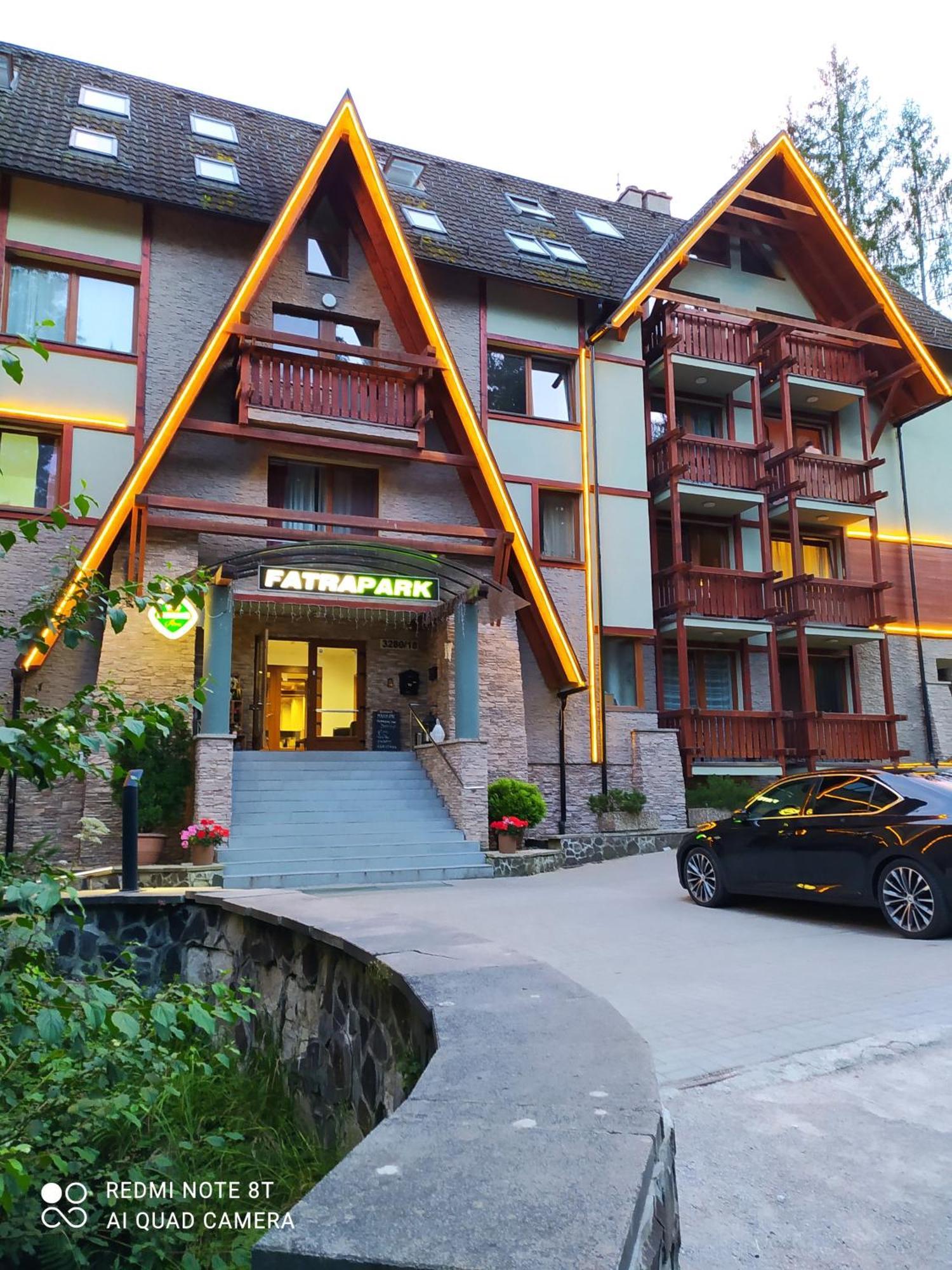 Apartmanovy Dom Fatrapark 1- Ap 318, Ap 306 Mezonet รูชอมแบรอค ภายนอก รูปภาพ